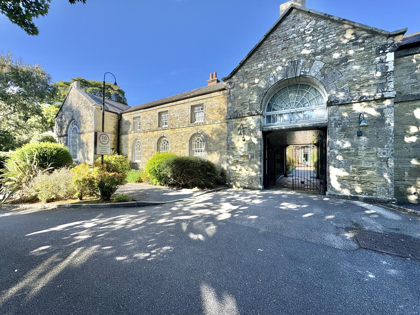 Chy Hwel, Truro